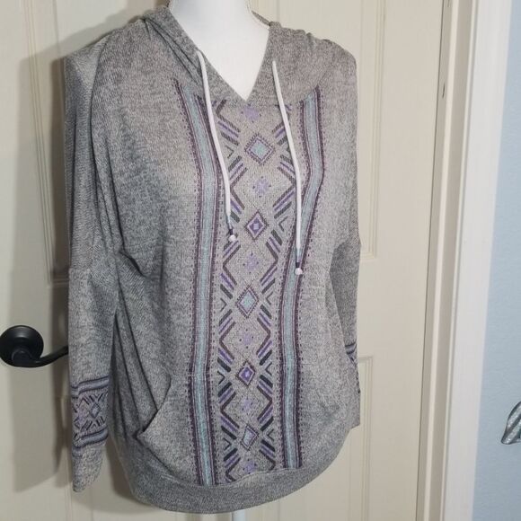 💲✂️Empyre Cleo Hacci Grey & Tribal Print Knit Hoodie - Picture 3 of 7